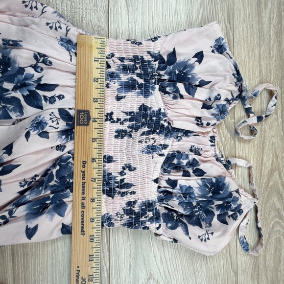 Hollister Pink Floral Maxi Dress Smocked Bodice Tiered Skirt Front Slit Size M - Picture 5 of 8